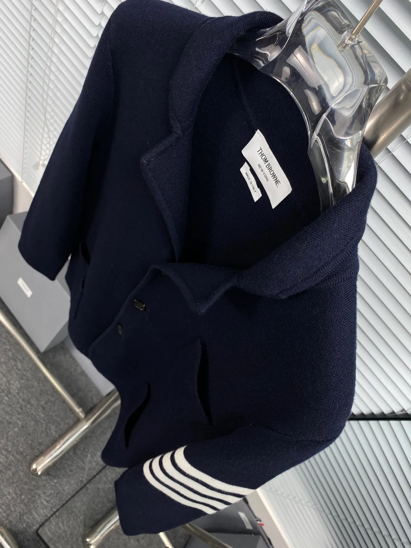 Thom Browne New Arrival Same Style ：Gray Navy Blue Sizes：1-4